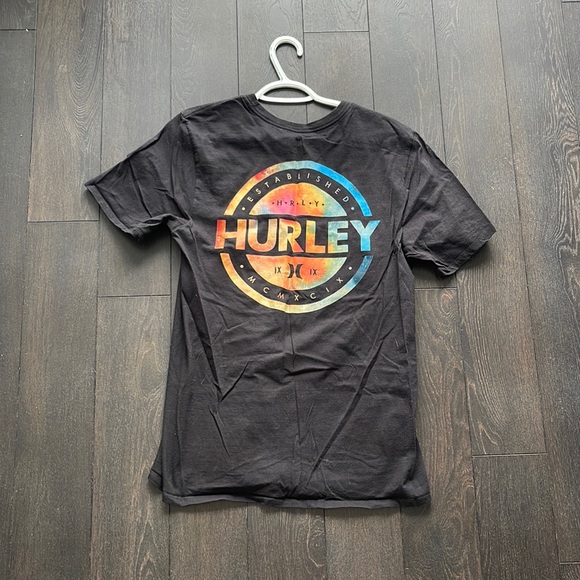 Black & tie-dye Hurley skater tee - Picture 2 of 3